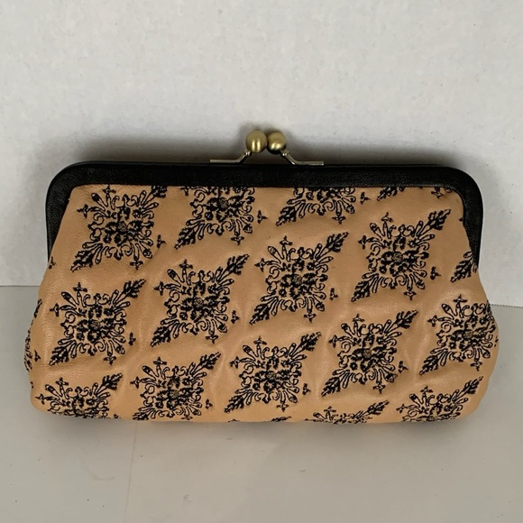 Isabella Fiore Once Upon A Time East/West Kisslock Frame Wallet Clutch Bag - Picture 7 of 9